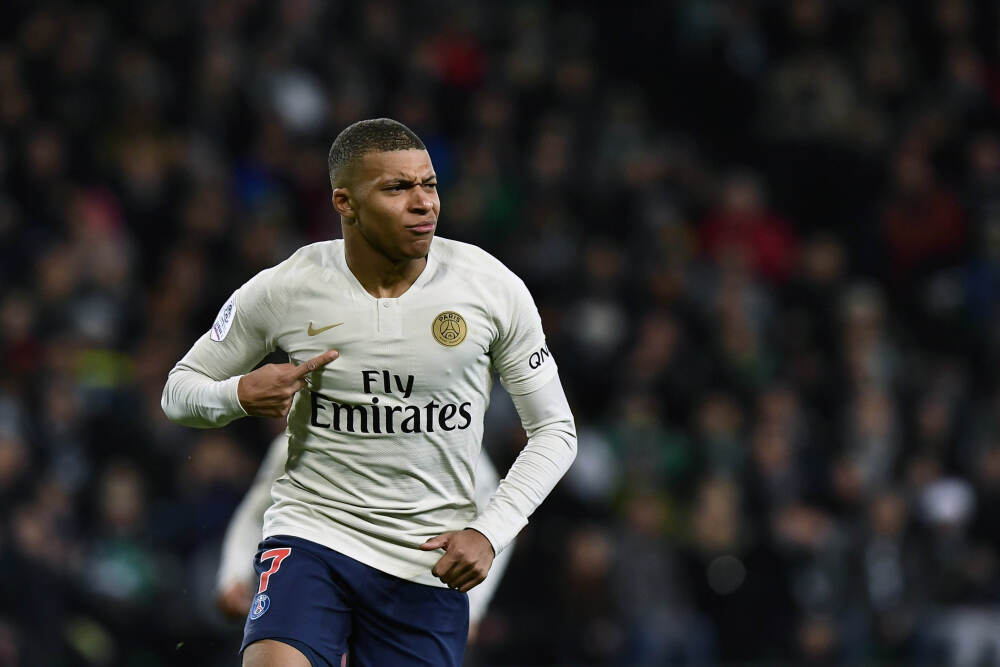 全球首个！国产AI出的题被收入高规格人类数学竞赛